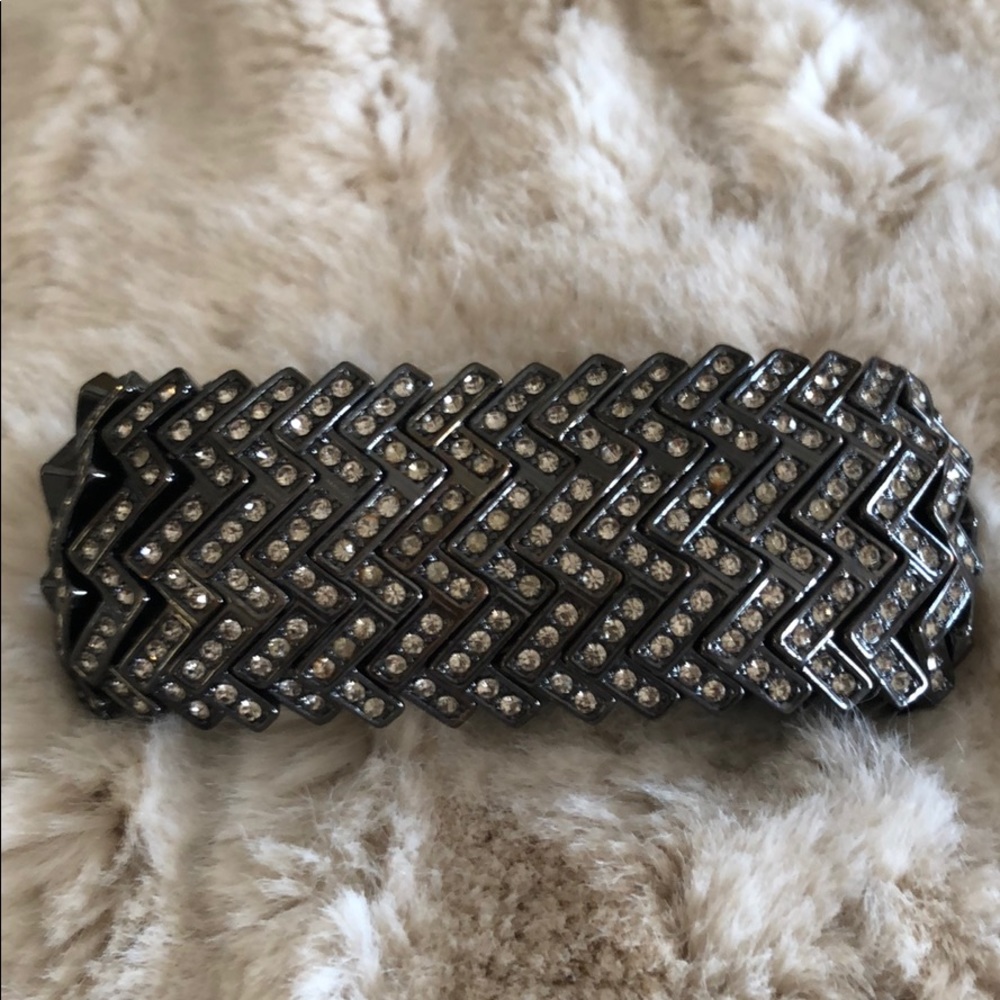 Ann Taylor Bracelet in Gunmetal - Picture 7 of 7